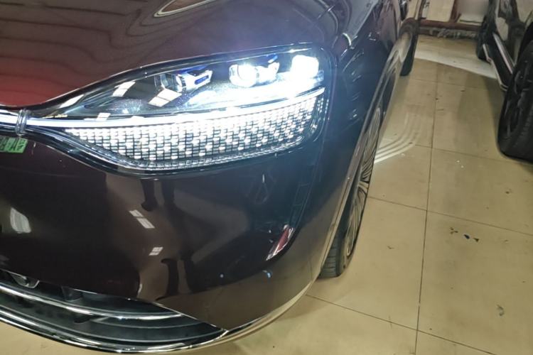 Used Hima AITO M9 2025 Extended-Range Ultra Version 52 kWh 6-Seater Left Front Headlight