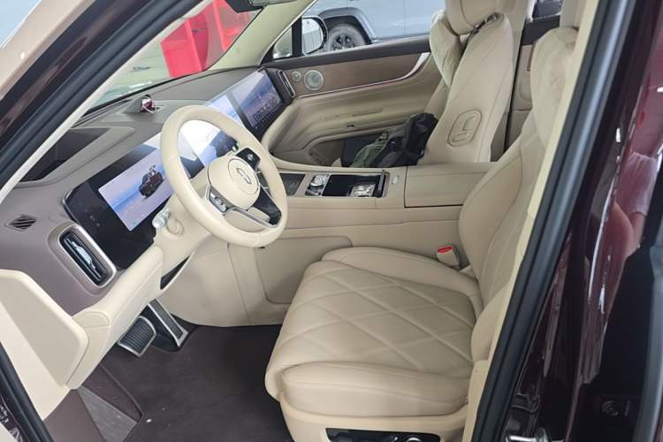 Used Hima AITO M9 2025 Pure Electric Ultra Version 100 kWh 6-Seater Model Left Front Seat