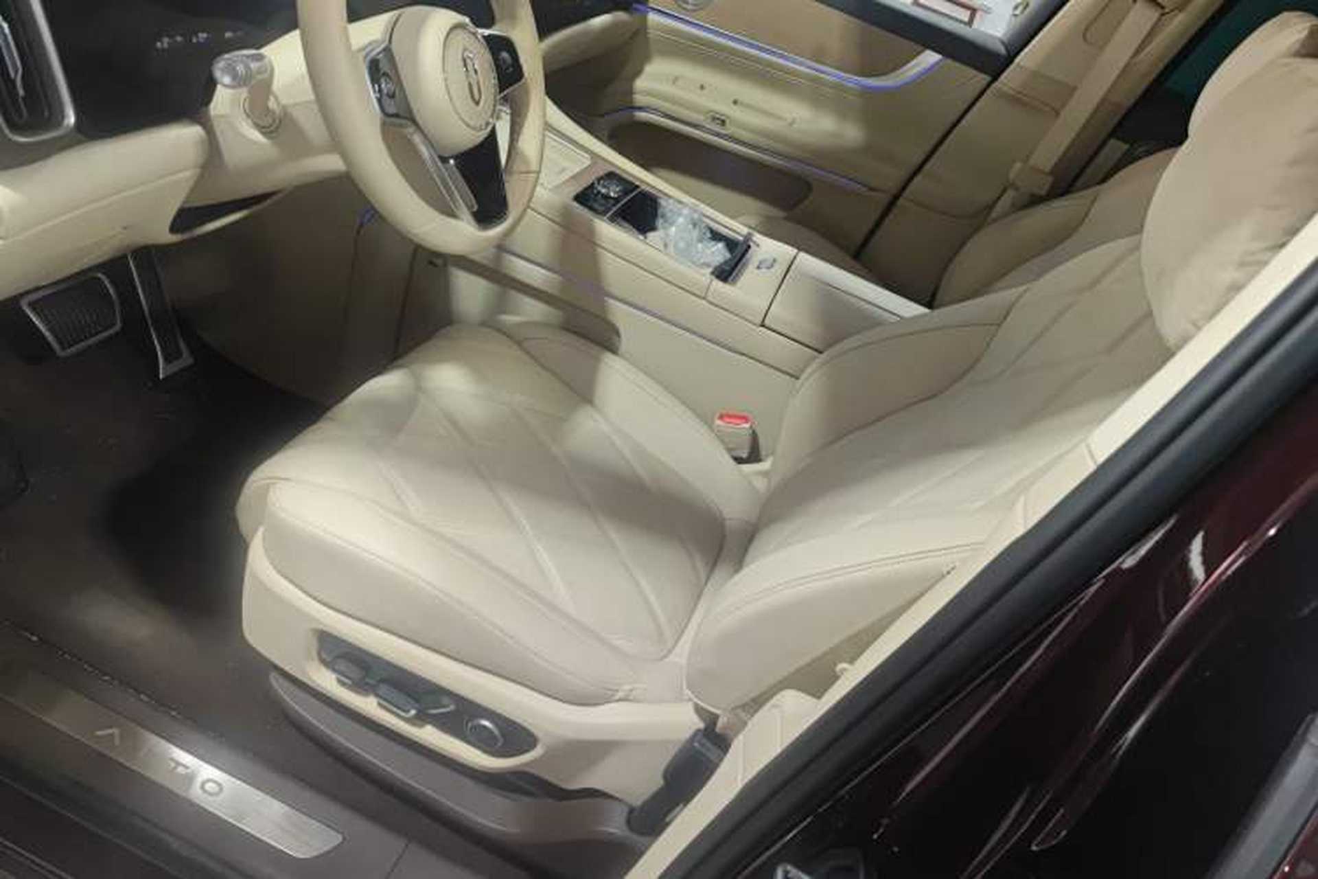 Used Hima AITO M9 2025 Model Range-Extending Ultra 52kWh 4-Seater Version Left Front Seat