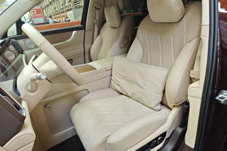 Used Hima AITO M9 2025 Pure Electric Ultra Version 100 kWh 6-Seater Model Left Front Seat