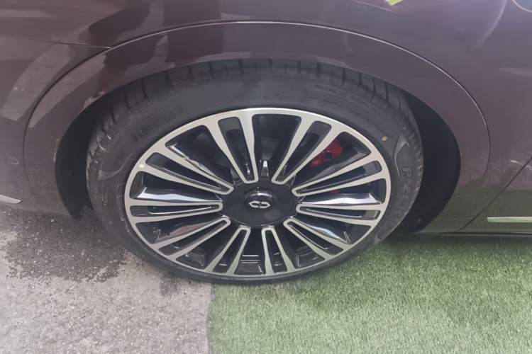 Used Hima AITO M9 2025 Pure Electric Ultra Version 100 kWh 6-Seater Model Left Front Wheel Hub