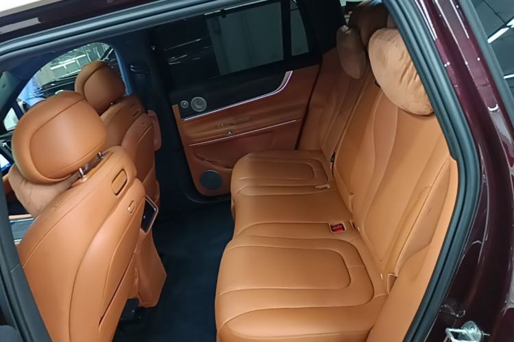 Used Hima AITO M9 2025 Extended-Range Ultra Version 52 kWh 5-Seater Edition Left Rear Seat