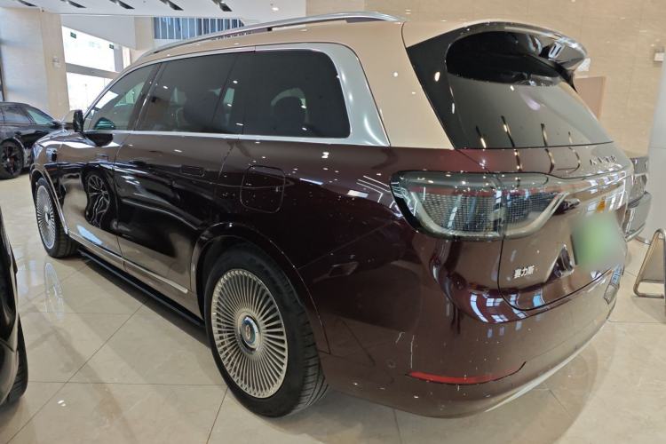 Used Hima AITO M9 2025 Extended-Range Ultra Version 52 kWh 5-Seater Edition Left Side