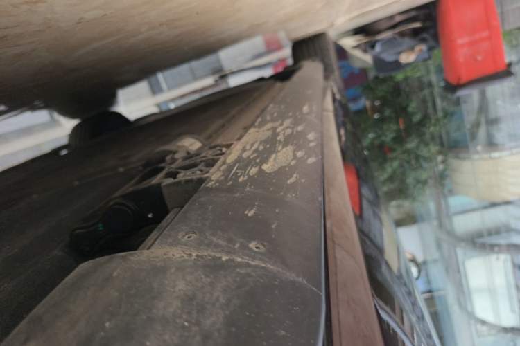 Used Hima AITO M9 2025 Extended-Range Ultra Version 52 kWh 5-Seater Edition Left Side Sill