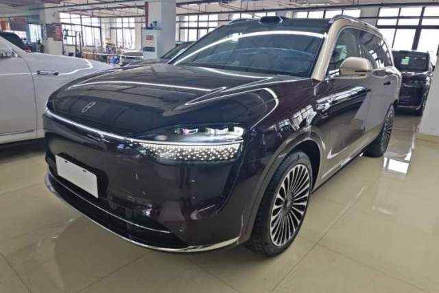 Used Hima AITO M9 2025 Extended-Range Ultra Version 52 kWh 5-Seater Edition