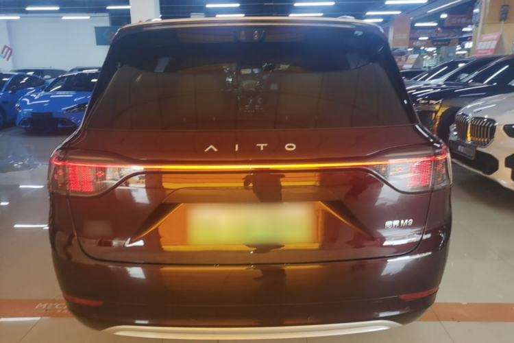Used Hima AITO M9 2025 Extended-Range Ultra Version 52 kWh 6-Seater Rear