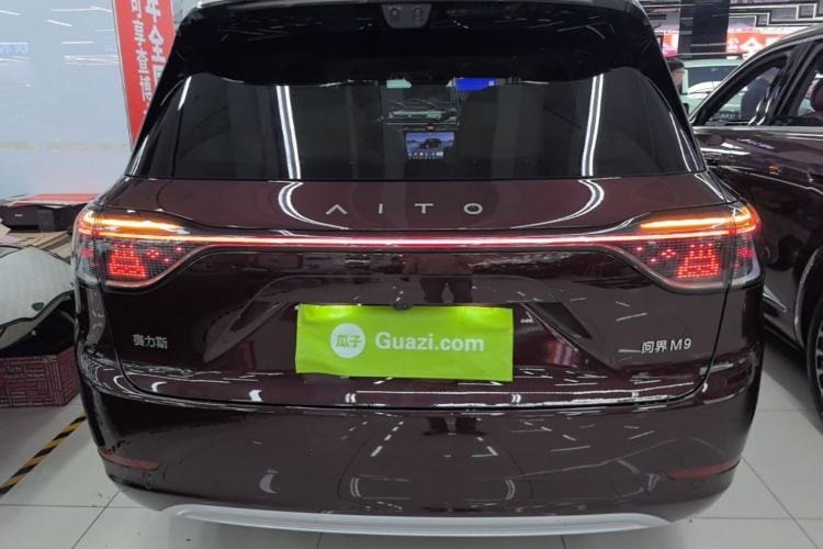 Used Hima AITO M9 2025 Extended-Range Ultra Version 52 kWh 6-Seater Rear