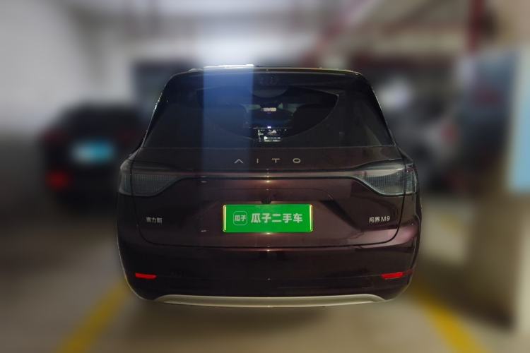 Used Hima AITO M9 2025 Extended-Range Ultra Version 52 kWh 6-Seater Rear
