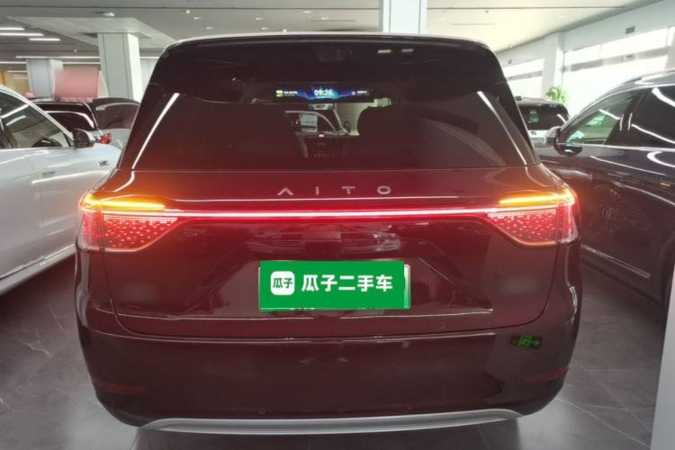 Used Hima AITO M9 2025 Extended-Range Ultra Version 52 kWh 6-Seater Rear