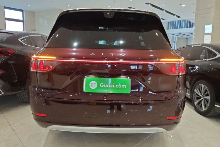 Used Hima AITO M9 2025 Extended-Range Ultra Version 52 kWh 5-Seater Edition Rear