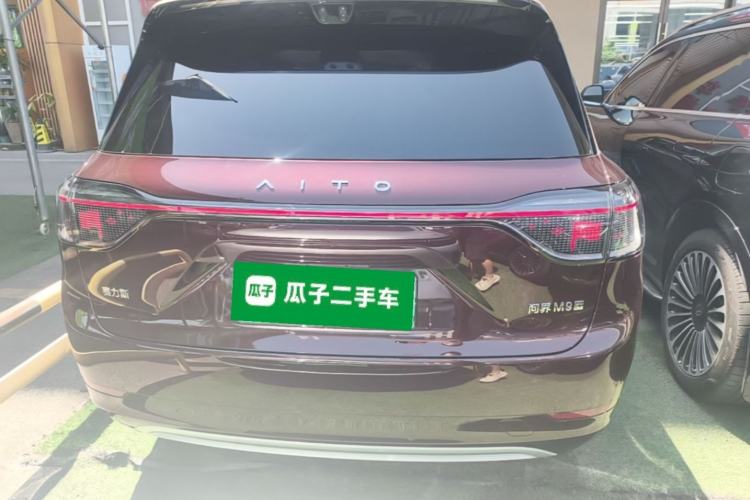 Used Hima AITO M9 2025 Pure Electric Ultra Version 100 kWh 6-Seater Model Rear