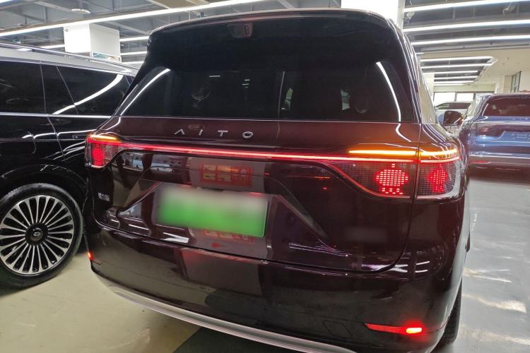 Used Hima AITO M9 2025 Extended-Range Ultra Version 52 kWh 6-Seater Rear