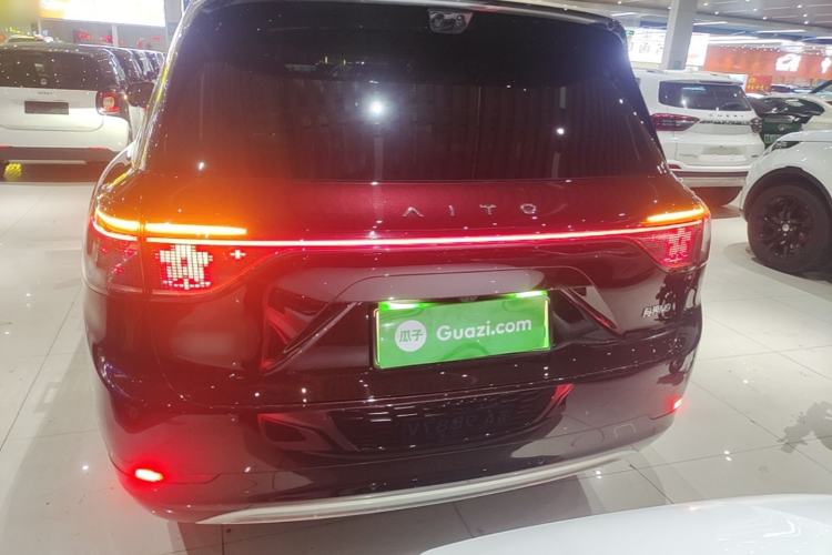 Used Hima AITO M9 2025 Extended-Range Ultra Version 52 kWh 6-Seater Rear