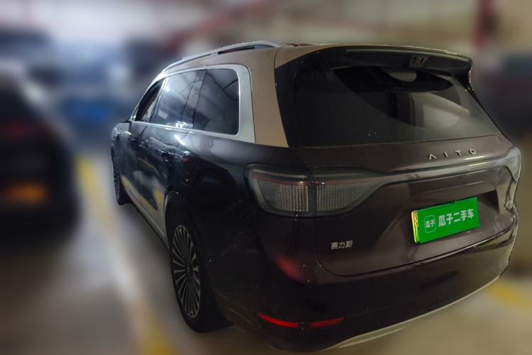 Used Hima AITO M9 2025 Extended-Range Ultra Version 52 kWh 6-Seater Rear Left 45 Deg