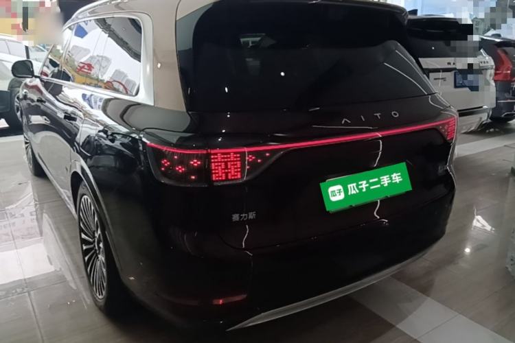 Used Hima AITO M9 2025 Extended-Range Ultra Version 52 kWh 6-Seater Rear Left 45 Deg