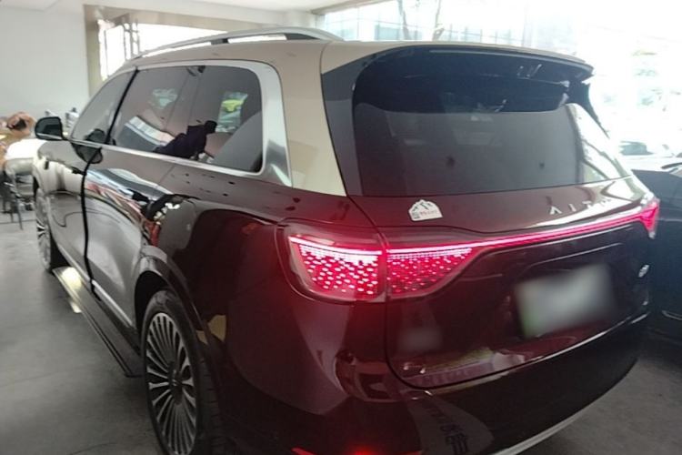 Used Hima AITO M9 2025 Extended-Range Ultra Version 52 kWh 5-Seater Edition Rear Left 45 Deg