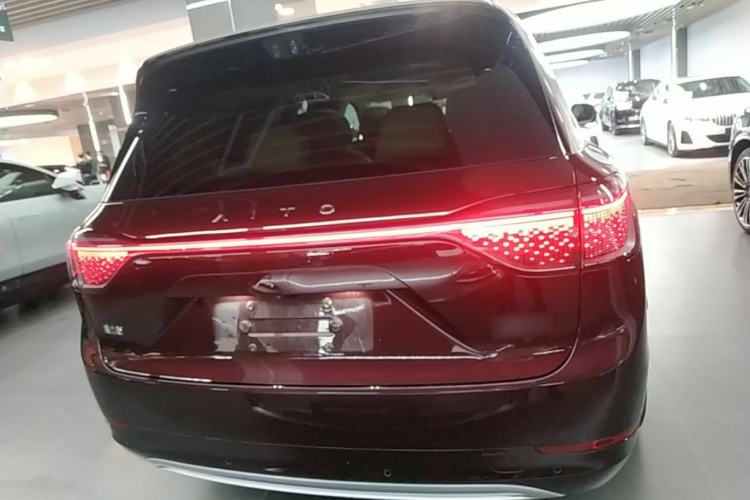 Used Hima AITO M9 2025 Extended-Range Ultra Version 52 kWh 6-Seater Rear