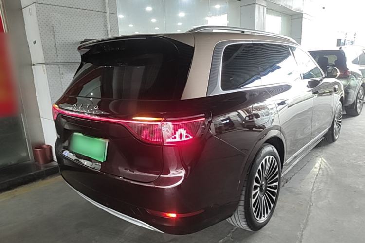 Used Hima AITO M9 2025 Extended-Range Ultra Version 52 kWh 6-Seater Rear Right 45 Deg