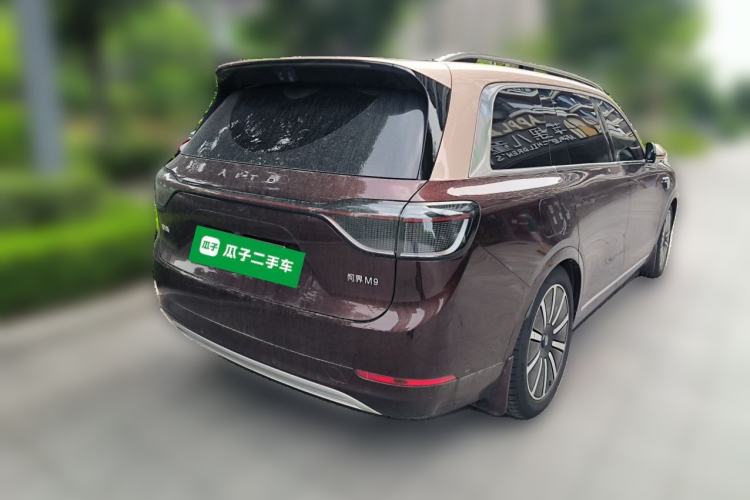 Used Hima AITO M9 2025 Extended-Range Ultra Version 52 kWh 5-Seater Edition Rear Right 45 Deg
