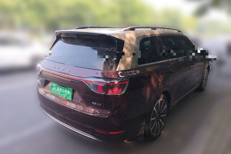Used Hima AITO M9 2025 Extended-Range Ultra Version 52 kWh 6-Seater Rear Right 45 Deg