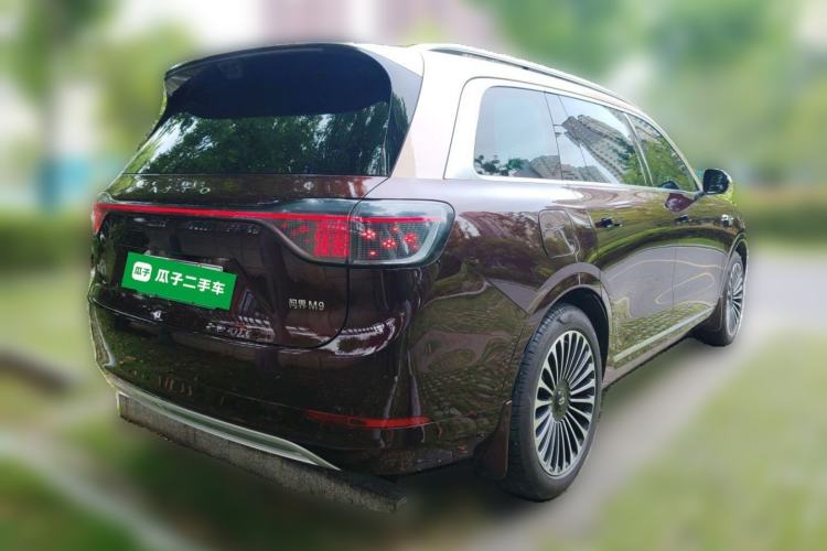 Used Hima AITO M9 2025 Extended-Range Ultra Version 52 kWh 5-Seater Edition Rear Right 45 Deg