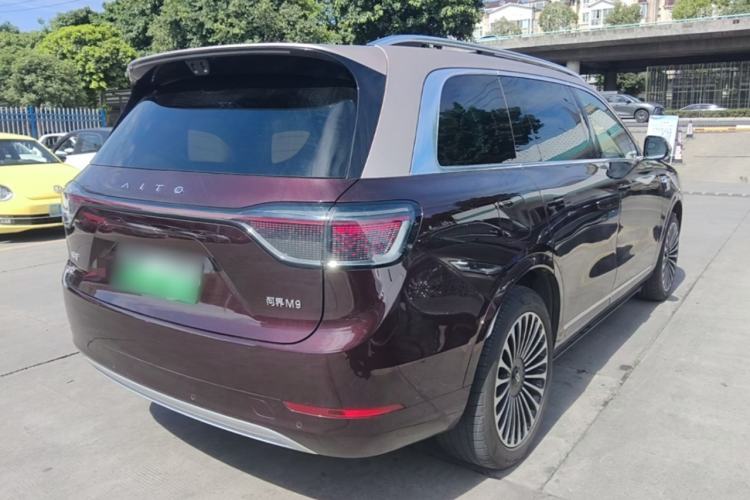 Used Hima AITO M9 2025 Extended-Range Ultra Version 52 kWh 6-Seater Rear Right 45 Deg