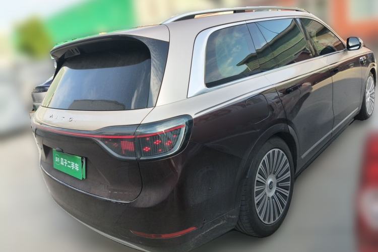 Used Hima AITO M9 2025 Extended-Range Ultra Version 52 kWh 6-Seater Rear Right 45 Deg