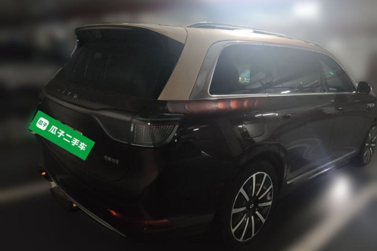 Used Hima AITO M9 2025 Extended-Range Ultra Version 52 kWh 6-Seater Rear Right 45 Deg