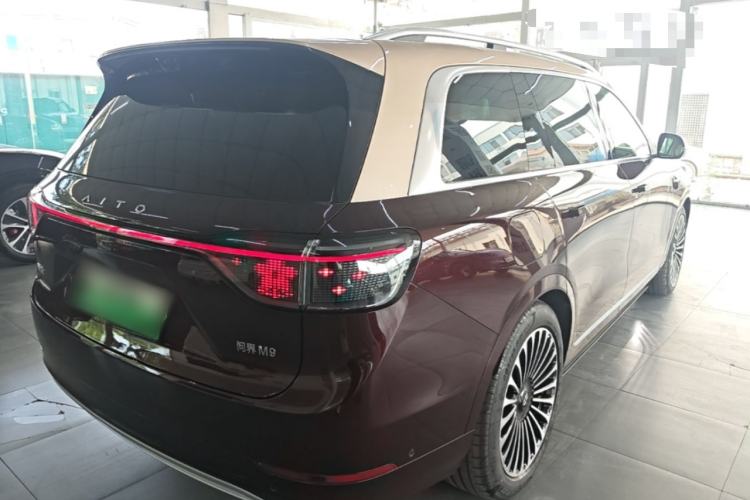 Used Hima AITO M9 2025 Extended-Range Ultra Version 52 kWh 6-Seater Rear Right 45 Deg