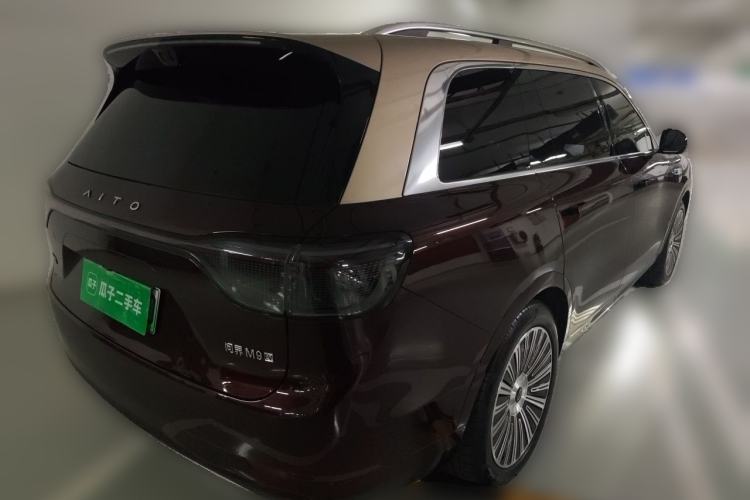 Used Hima AITO M9 2025 All-Electric Ultra Version 100 kWh 5-Seater Model Rear Right 45 Deg