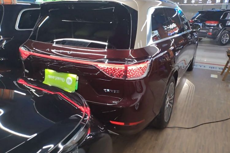 Used Hima AITO M9 2025 All-Electric Ultra Version 100 kWh 5-Seater Model Rear Right 45 Deg