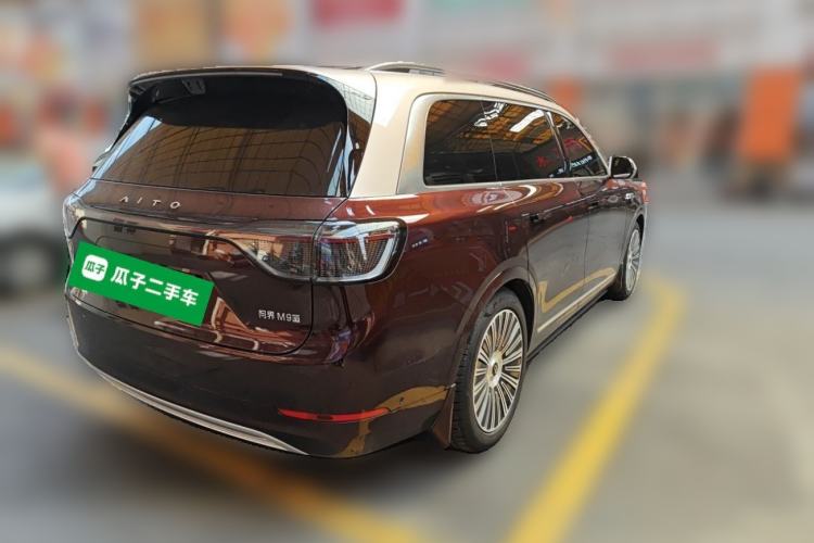 Used Hima AITO M9 2025 Pure Electric Ultra Version 100 kWh 6-Seater Model Rear Right 45 Deg
