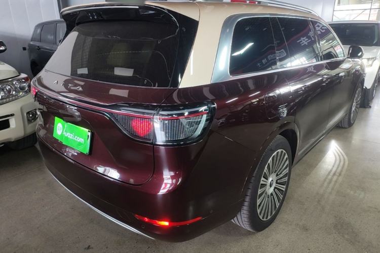 Used Hima AITO M9 2025 Extended-Range Ultra Version 52 kWh 6-Seater Rear Right 45 Deg