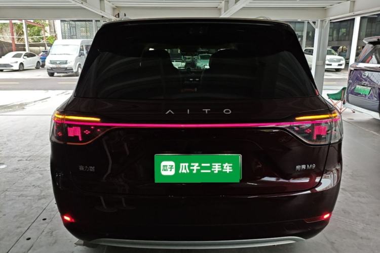 Used Hima AITO M9 2025 Extended-Range Ultra Version 52 kWh 6-Seater Rear