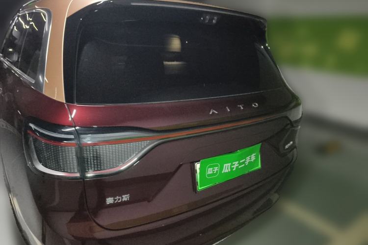 Used Hima AITO M9 2025 Extended-Range Ultra Version 52 kWh 6-Seater Rear