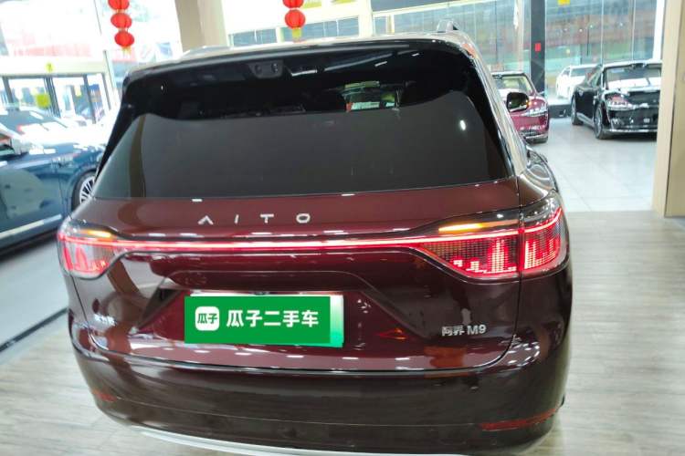 Used Hima AITO M9 2025 Extended-Range Ultra Version 52 kWh 6-Seater Rear