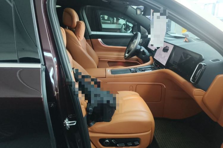 Used Hima AITO M9 2025 Extended-Range Max Version 52 kWh 6-Seater Edition Right Front Seat
