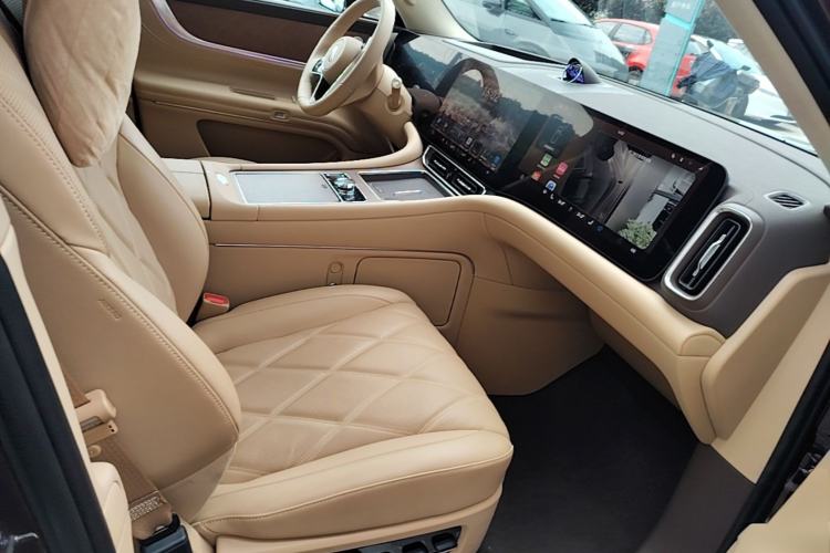 Used Hima AITO M9 2025 Extended-Range Ultra Version 52 kWh 5-Seater Edition Right Front Seat