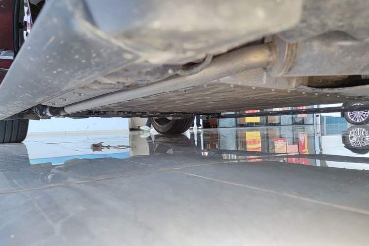Used Hima AITO M9 2025 Extended-Range Ultra Version 52 kWh 6-Seater Right Side Sill