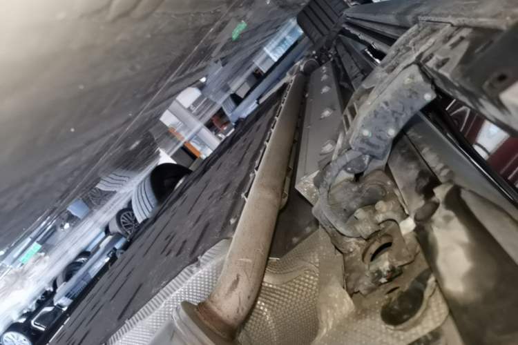 Used Hima AITO M9 2025 Extended-Range Ultra Version 52 kWh 6-Seater Right Side Sill