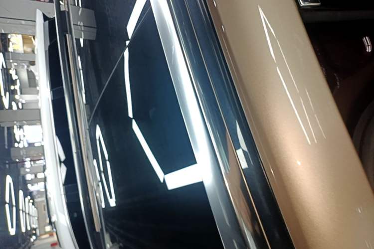 Used Hima AITO M9 2025 Extended-Range Ultra Version 52 kWh 6-Seater Roof