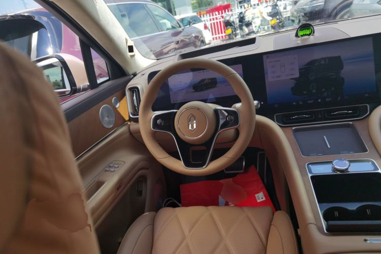 Used Hima AITO M9 2025 All-Electric Ultra Version 100 kWh 5-Seater Model Steering Wheel