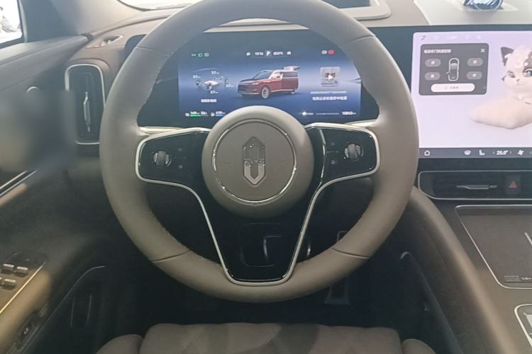 Used Hima AITO M9 2025 Extended-Range Ultra Version 52 kWh 6-Seater Steering Wheel