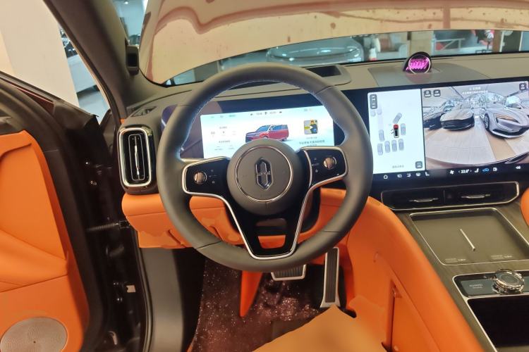 Used Hima AITO M9 2025 Extended-Range Ultra Version 52 kWh 6-Seater Steering Wheel