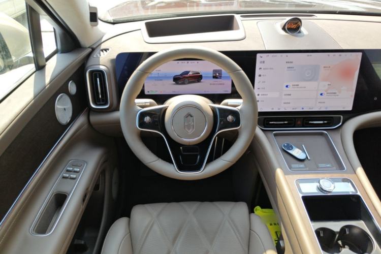 Used Hima AITO M9 2025 Extended-Range Ultra Version 52 kWh 6-Seater Steering Wheel