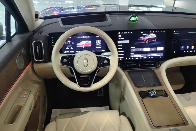 Used Hima AITO M9 2025 Extended-Range Ultra Version 52 kWh 6-Seater Steering Wheel