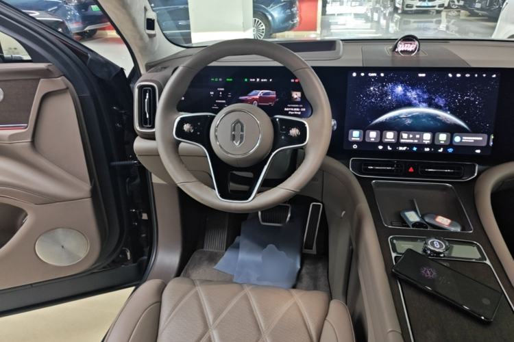 Used Hima AITO M9 2025 Extended-Range Ultra Version 52 kWh 5-Seater Edition Steering Wheel