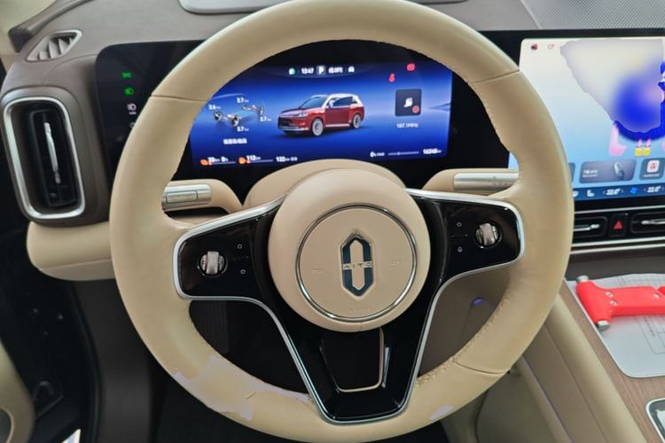Used Hima AITO M9 2025 Extended-Range Ultra Version 52 kWh 6-Seater Steering Wheel