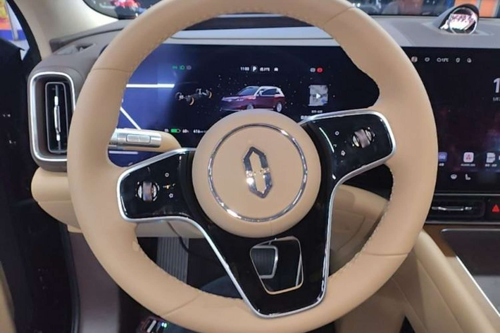 Used Hima AITO M9 2025 All-Electric Ultra Version 100 kWh 5-Seater Model Steering Wheel