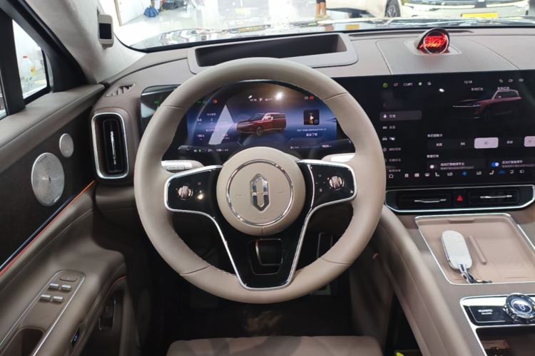 Used Hima AITO M9 2025 All-Electric Ultra Version 100 kWh 5-Seater Model Steering Wheel